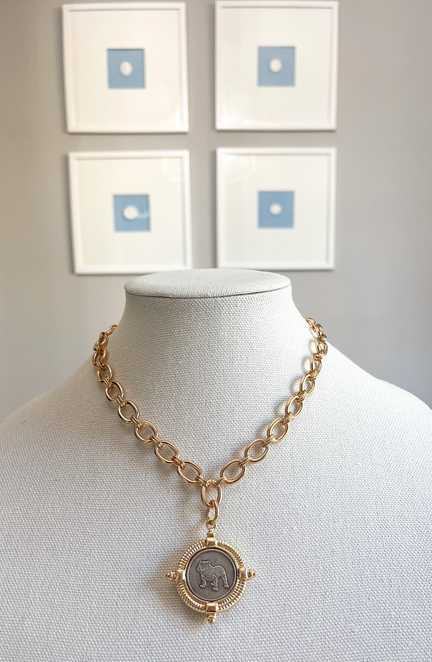 Bulldog chunky chain necklace