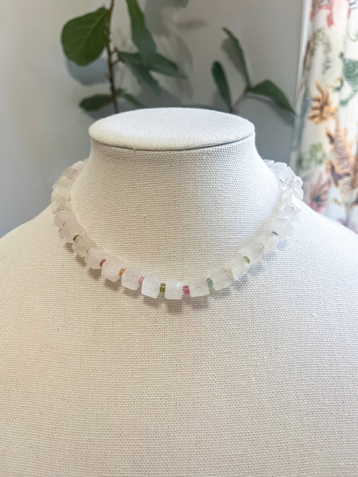 Clara necklace