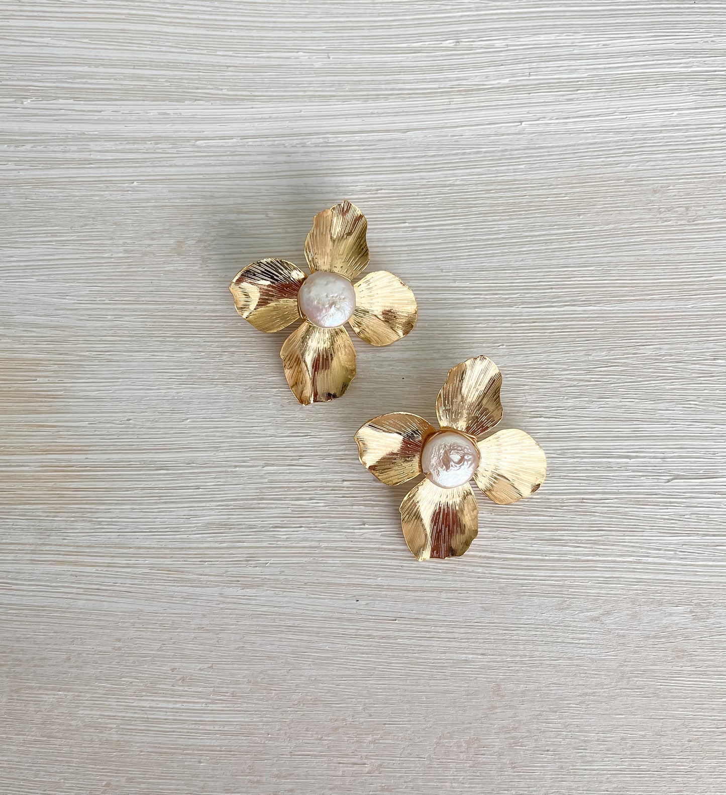 Lindy earrings