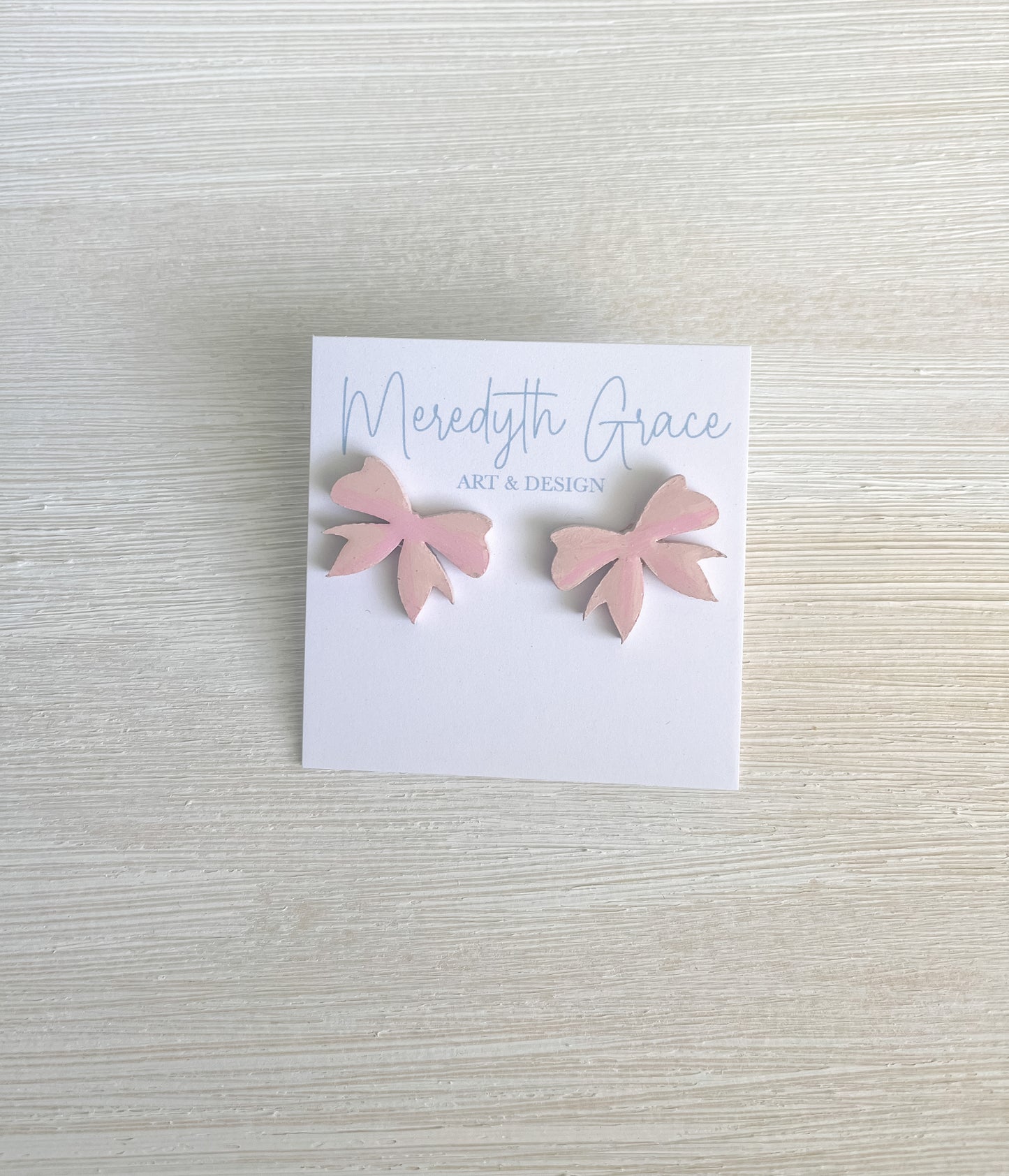 Bow earrings